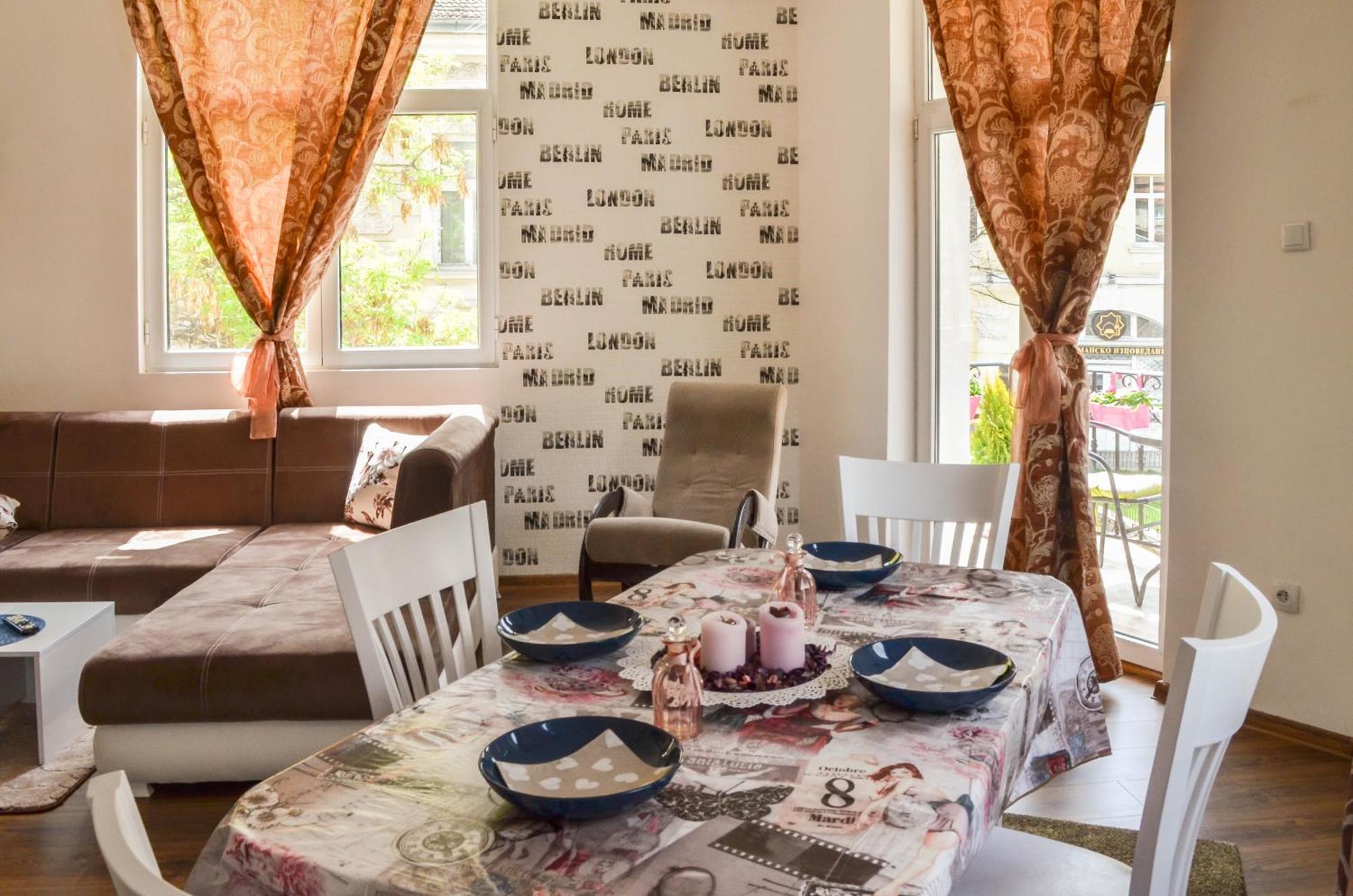 Appartamento Host Housee Angel's -2 Bedroom, 2 Bathroom In Centre