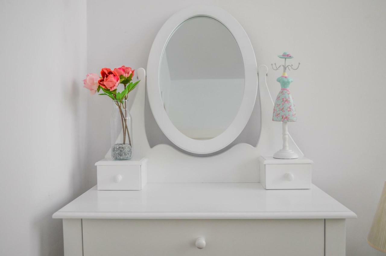 Daire Host Housee Angel's -2 Bedroom, 2 Bathroom In Centre
