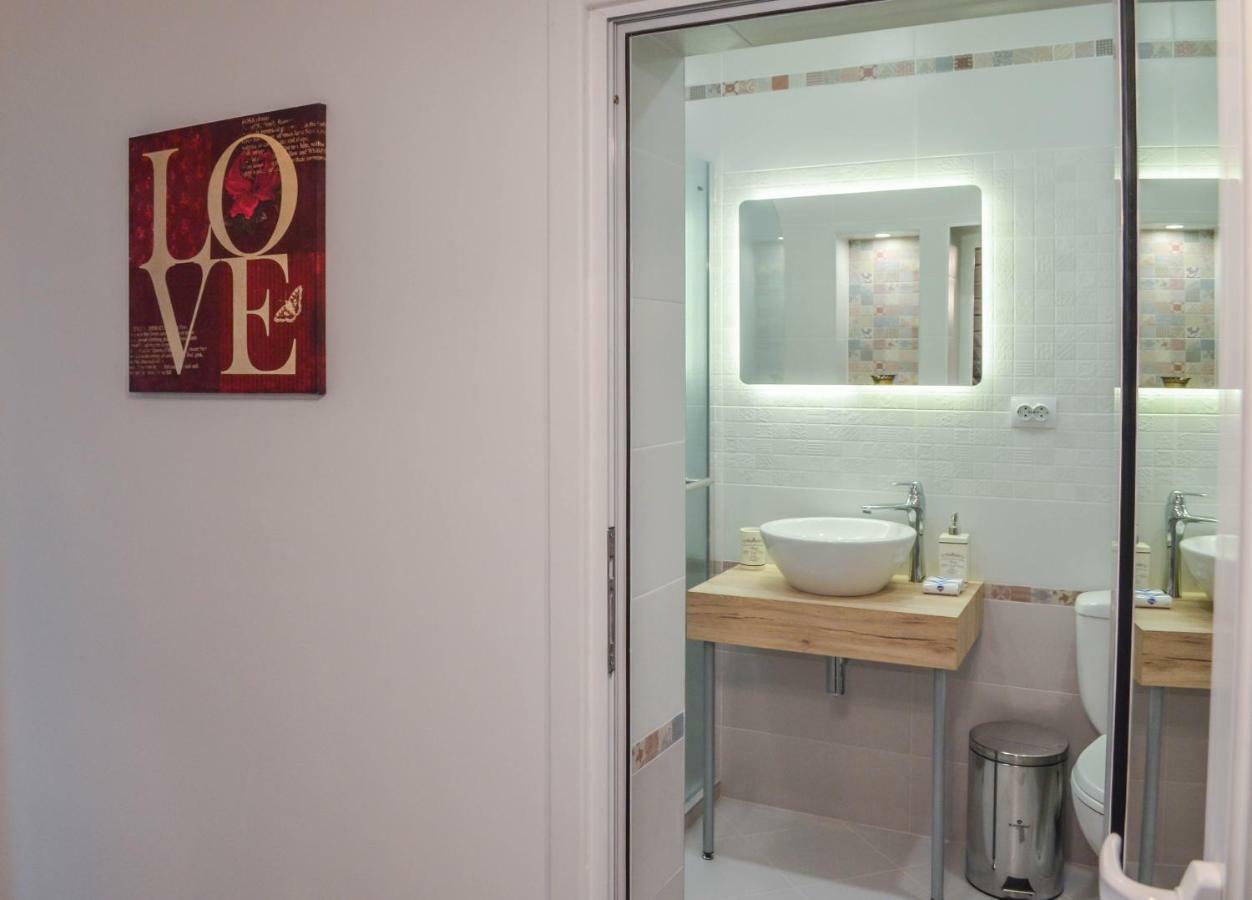 Daire Host Housee Angel's -2 Bedroom, 2 Bathroom In Centre