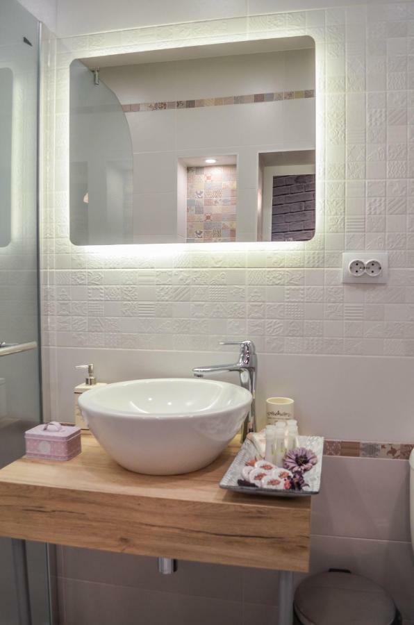 Host Housee Angel's -2 Bedroom, 2 Bathroom In Centre Sofya